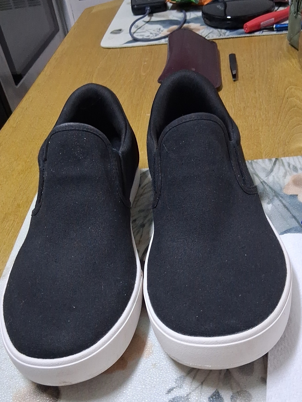 Ladies Or Mens Slip On KIZIK Sneakers